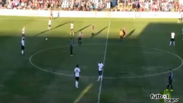 Yok böyle bir gol tam 65 metreden attı