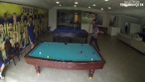 Fenerbahçeli futbolcuların bilardo turnuvası