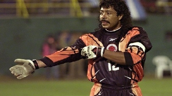 Neuer yokken o vardı! Çılgın kaleci...