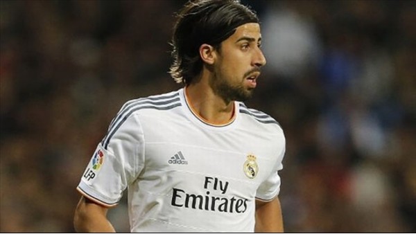 Manchester United, Khedira'dan emin