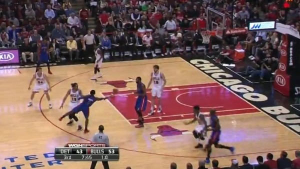 NBA'de gecenin en iyi 10 hareketi (4 Nisan 2015)