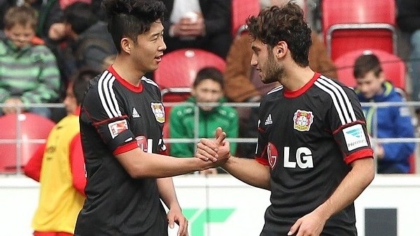 Hakan Çalhanoğlu'ndan muhteşem frikik