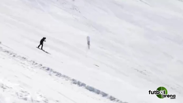 İngiliz snowboardcu imkansızı başardı!