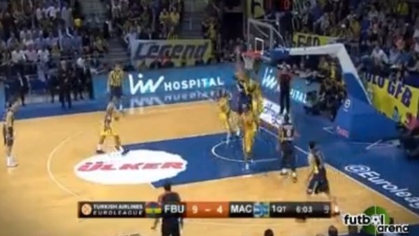 Semih'ten müthiş smaç!