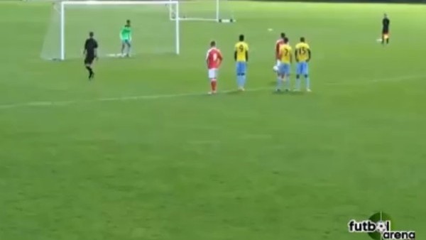 Penaltıyı kurtardı, kahraman oldu