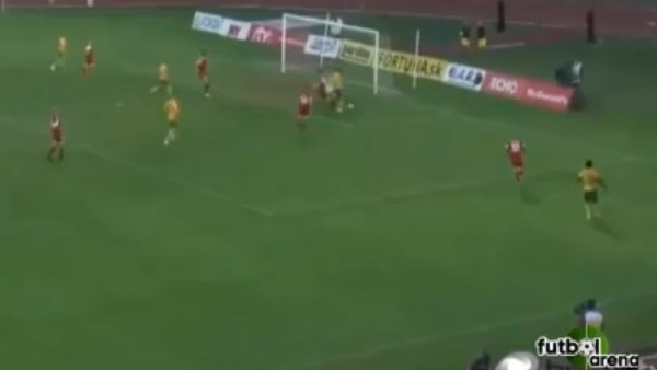 Topuk ile inanılmazı başardı!