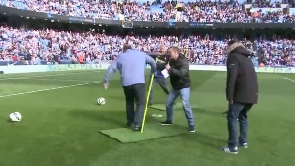 Etihah Stadı'nda deprem etkisi yarattı