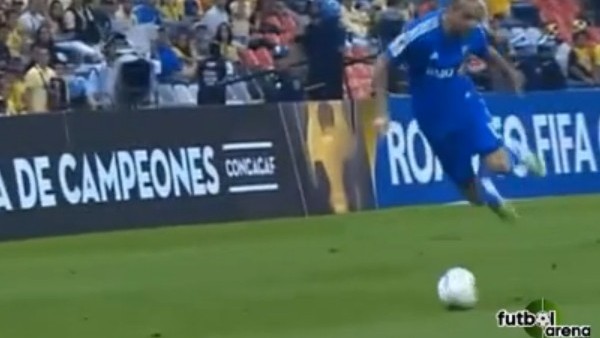 İlhan Mansız'a Özendi, Alay Konusu Oldu!