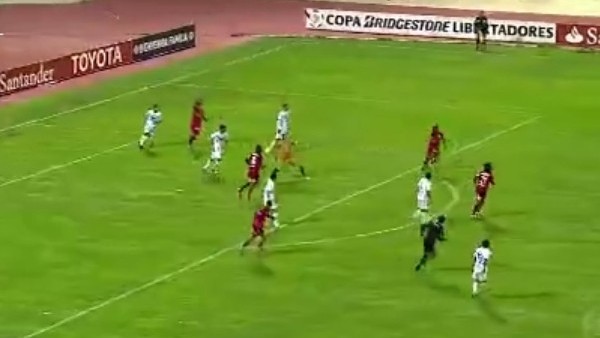 Kaleciyi çaresiz bırakan gol