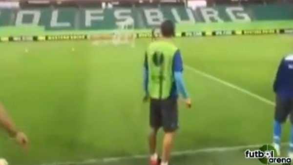 Gabbiadini kale arkasından attı