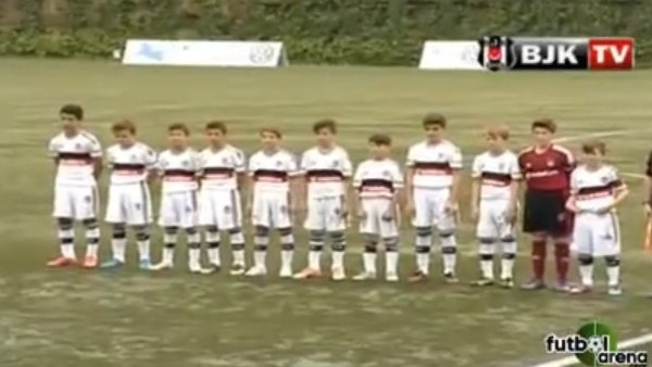 Beşiktaş U-12 takımı şampiyon oldu