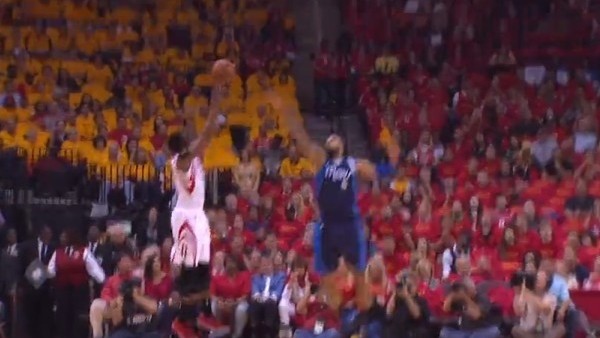 James Harden 28 sayıyla coştu