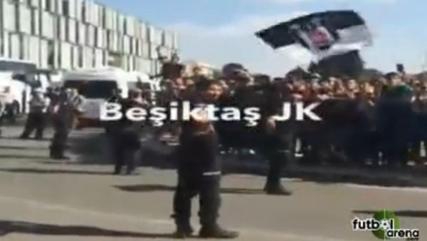 Olcay Şahan'dan taraftarlara üçlü!