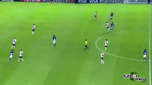 Rakibi pazara yollayan çalım