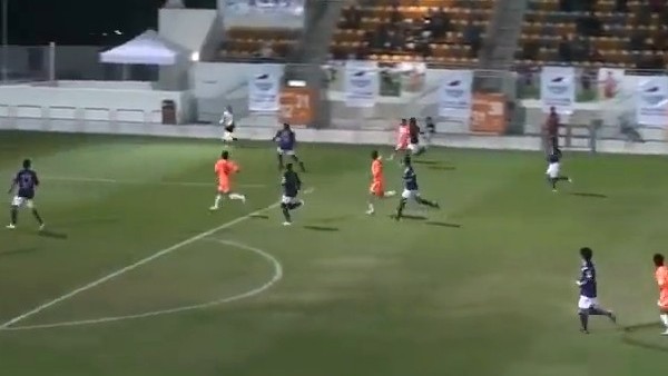 Kendi kalesine gol atmakta çığır açan adam