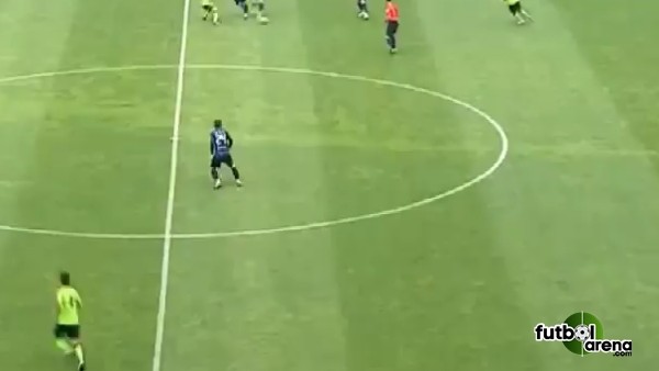 Yumruğu yapıştırdı, kırmızıyı gördü!