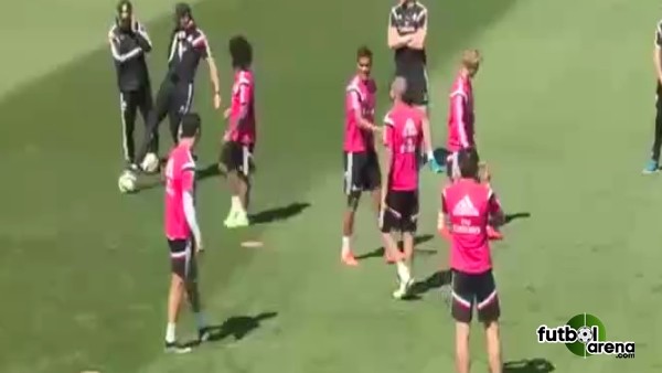 Real Madrid antrenmanında pas şov