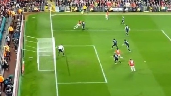 Unutulmayan harika gollerin tribün çekimi