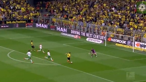 Dortmund'lu yıldızdan şık gol