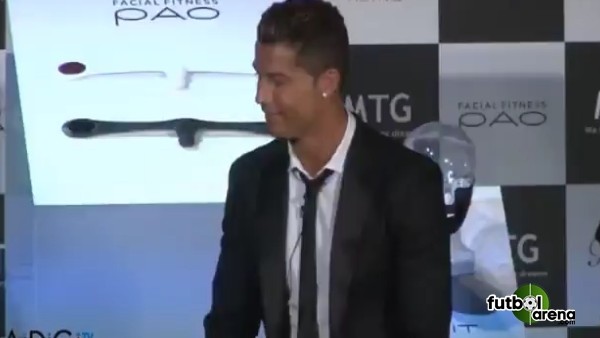 Ronaldo herkesi susturdu ve...