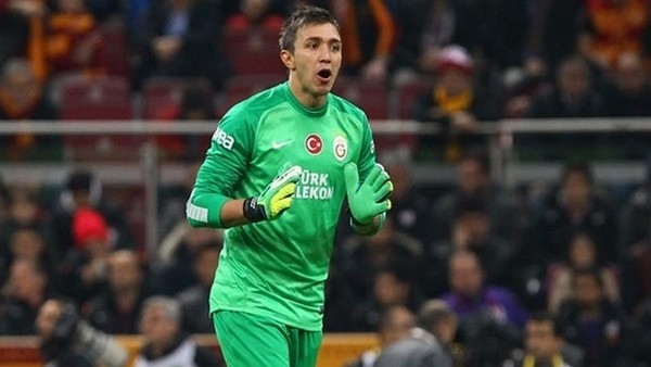 Muslera ve Telles adeta çıldırdı