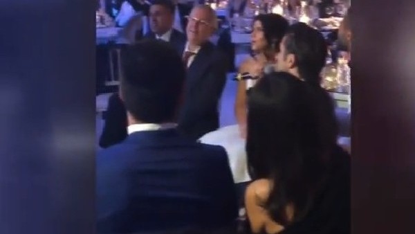 Aziz Yıldırım ve Uğur Boral düet yaptı