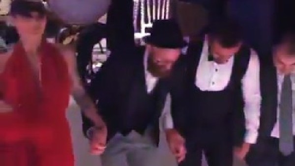 Meireles ve eşi Ivone'den halay şov!