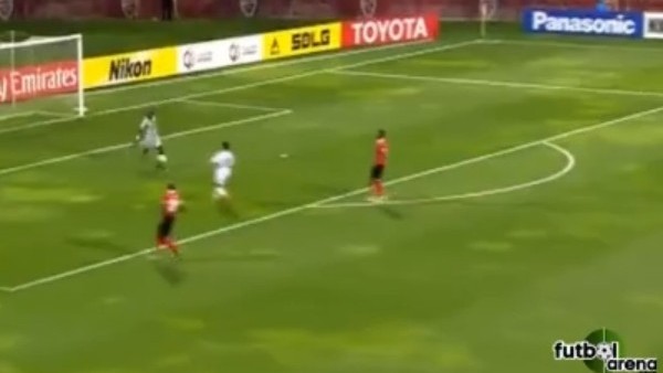 Bir kaleci takımını nasıl mı yakar? İşte cevabı...