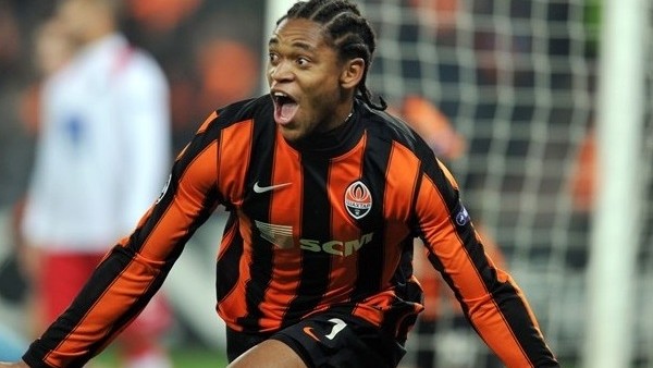 Fenerbahçe'nin Luiz Adriano ısrarı