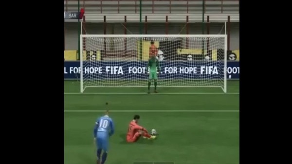 FIFA 15'te güldüren görüntü