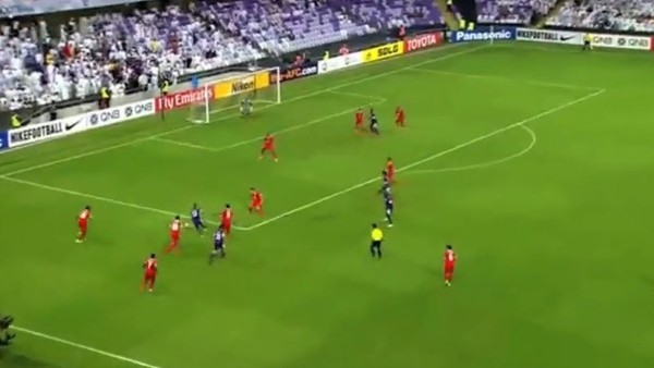 Asamoah Gyan döndü ve vurdu!