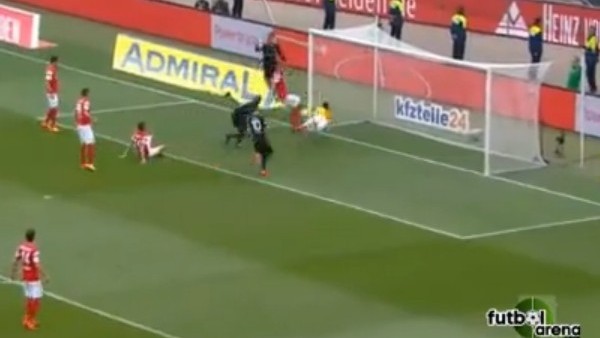 Kendi kalesine resmen abandı!