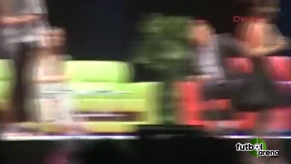 Burcu Esmersoy Dortmund'u salladı