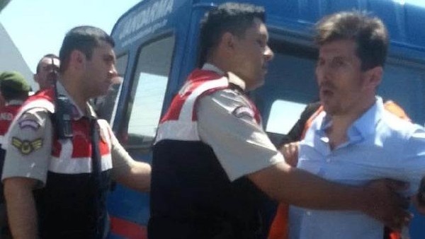 İşte Emre saldırında yeni görüntüler! Yumruklaşma anı...