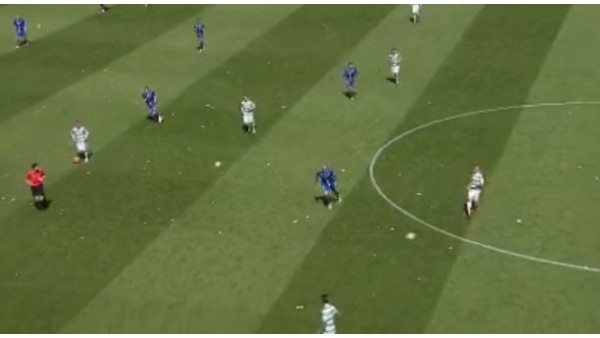 Ceza sahası dışından şık gol