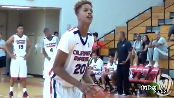 Shaq'ın oğlu babasından yetenekli çıktı!