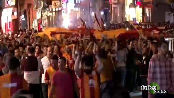 Taksim'de Galatasaray coşkusu