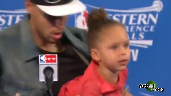 Curry'nin kızı fenomen olma yolunda...