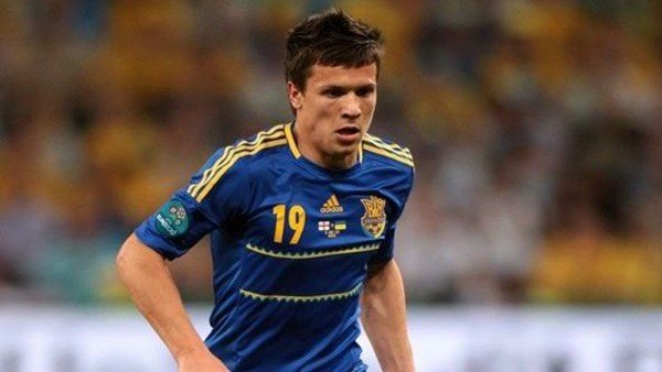 Konoplyanka için Sevilla devrede 