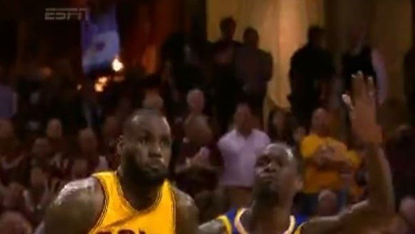 LeBron James 3. maçta da coştu! 40 sayı...