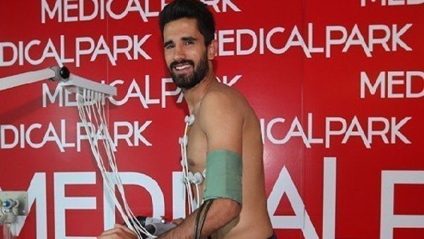 Fenerbahçeli futbolcular sağlık kontrolünden geçti