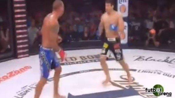 Süpermen Yumruğu Nakavt Etti