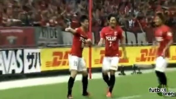 Urawalı oyunculardan ilginç gol sevinci