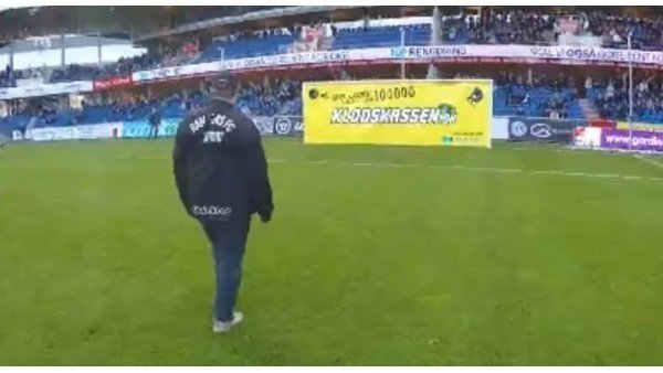 Tek atışla turnayı gözünden vurdu