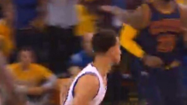 Stephen Curry'den 26 sayılık performans