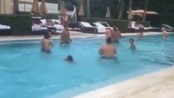 Van Persie ve Pirlo tatilde