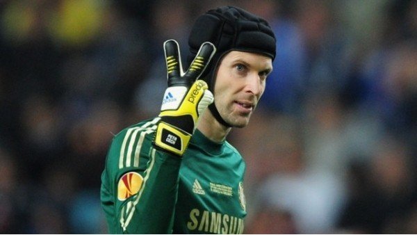 Macnhester United, Cech'i kapıyor