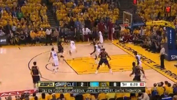 J.R. Smith dış atışlarla coştu