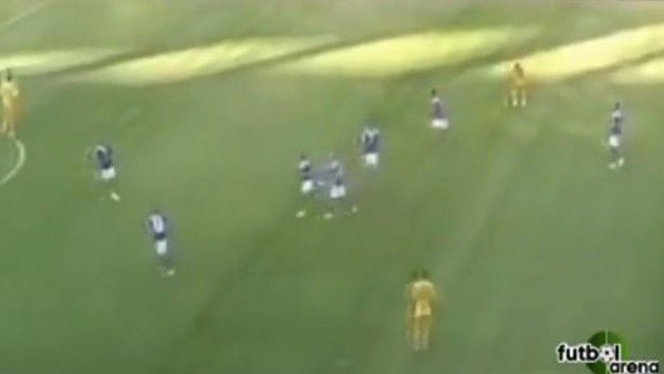 Gol sevincinde evlenme teklifi