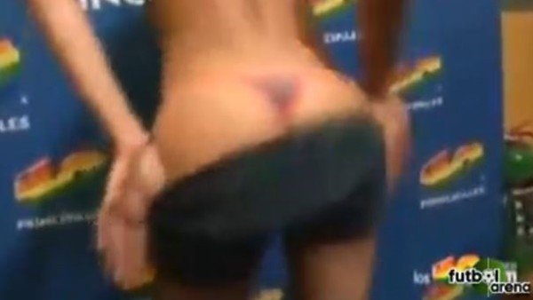 Güzel model oyunculara böyle moral verdi